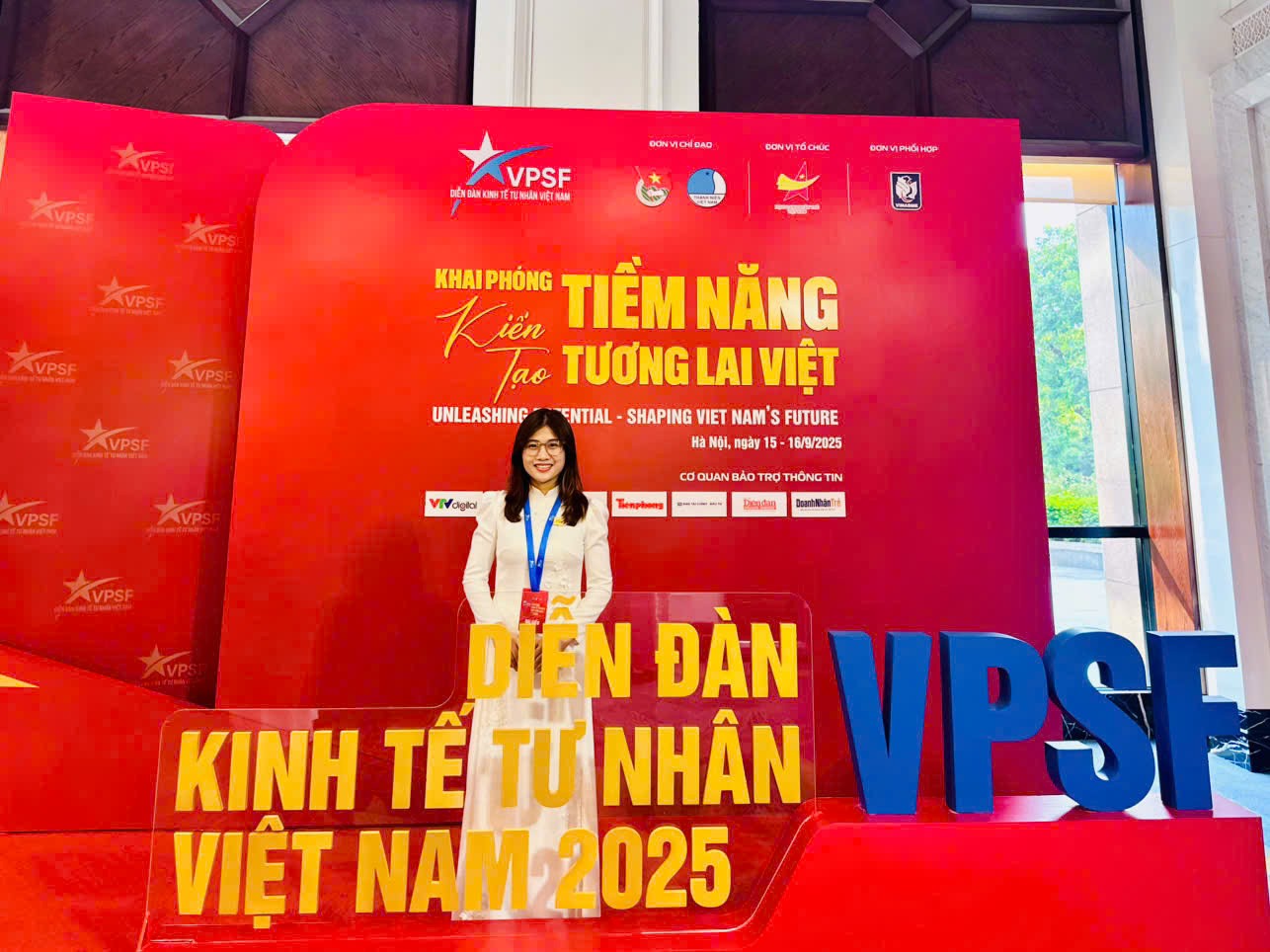 CEO Hạ Phan, nhà sáng lập JobUp: Vượt đổ vỡ để viết tiếp đam mê với nghề “săn đầu người”